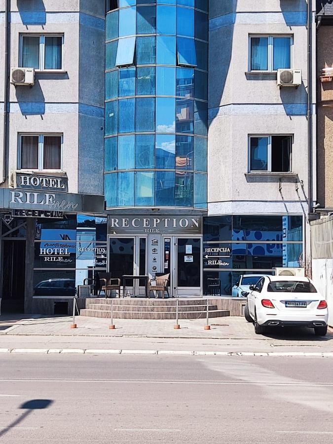 Hotel Rile Men Blue Nis Exterior photo